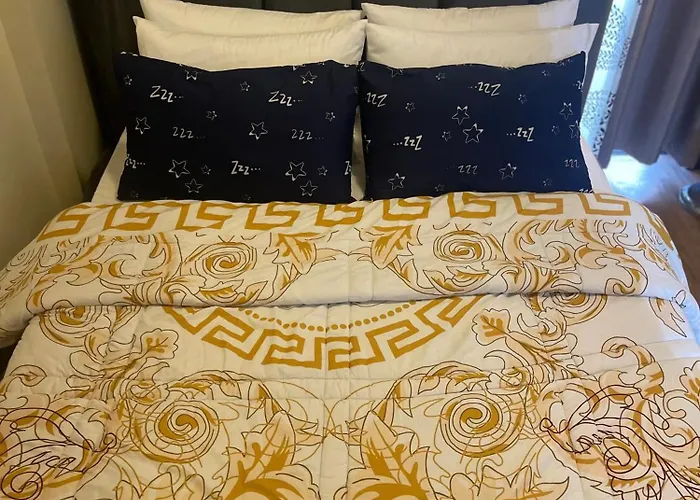 Two Bedroom With Huge Balcony Fully Furnished 70 Sqm Pasig