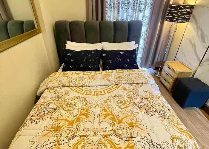 Two Bedroom With Huge Balcony Fully Furnished 70 Sqm Pasig Apartment *